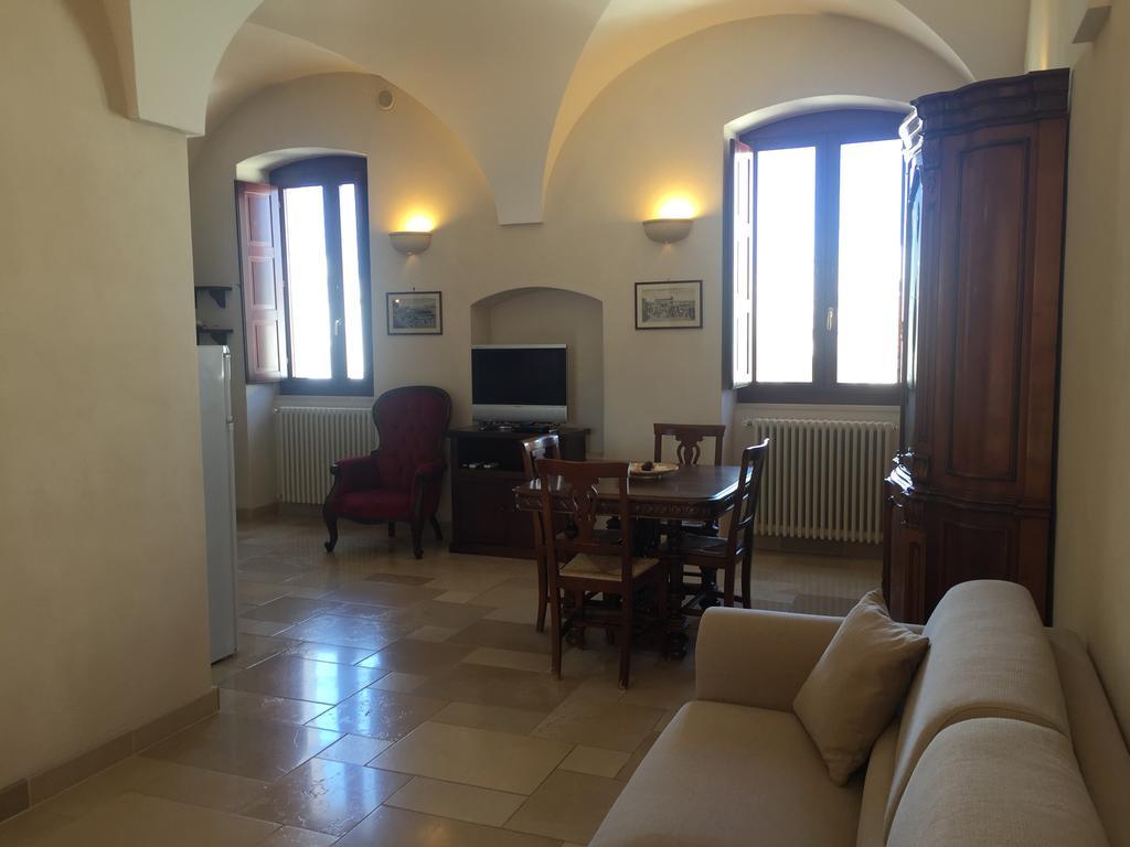 Palazzo Dei Gesuiti Monopoli Exterior photo